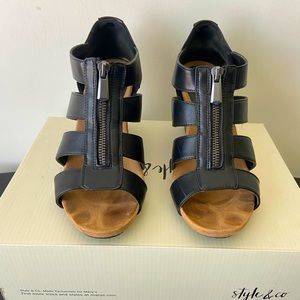 Style and Co , 8.5 M , Black Wedge